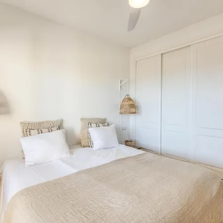 Hanami Puerto Alto Pa 3-12 * Estepona