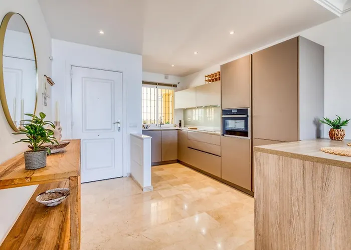 Hanami Puerto Alto Pa 3-12 * Estepona