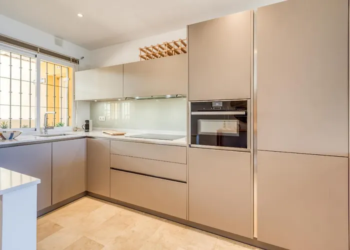 Hanami Puerto Alto Pa 3-12 Estepona