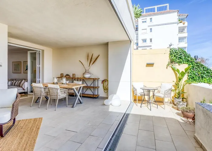 Hanami Puerto Alto Pa 3-12 Apartment Estepona